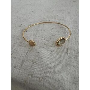 TAI JEWELRY Hammered Gold Plated Cuff Green Glass Stone Bracelet